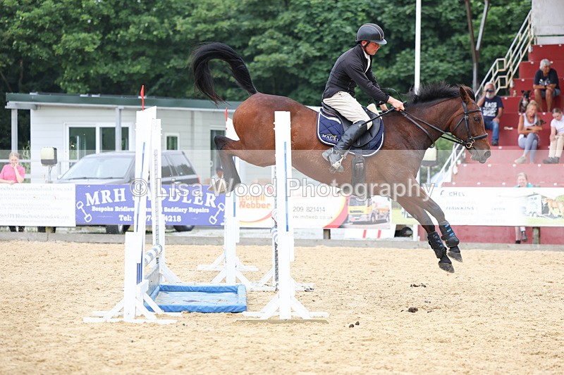 3E7A6188 - Class 7: Senior 1.05m