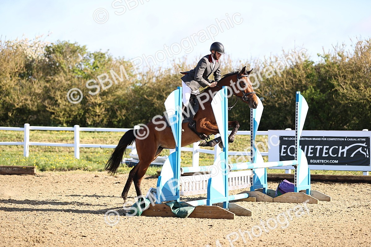 SBM_002798 - Class 14 - Clear Round