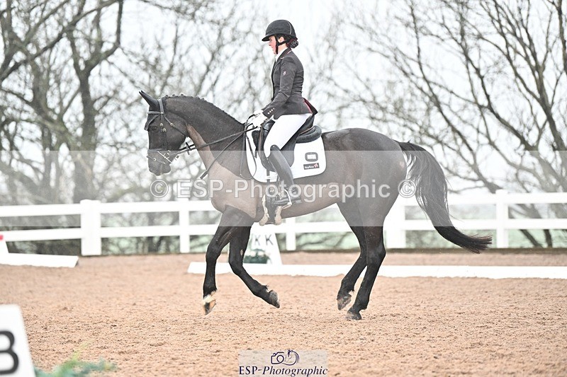 250215-134136-03916 - 191-Julia.Walker-Maygar.Tiki