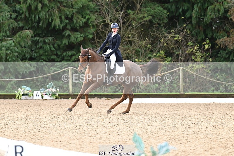 251023A-095245-01344 - B-124-Sophie.Lamb