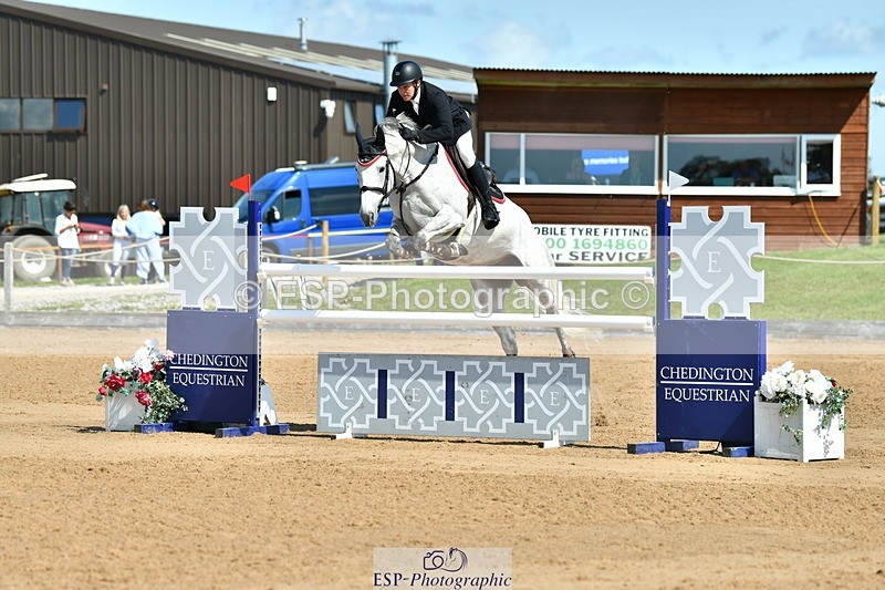 230720A-104531-01955 - Cls 5, 2 Star Medium 1.35m