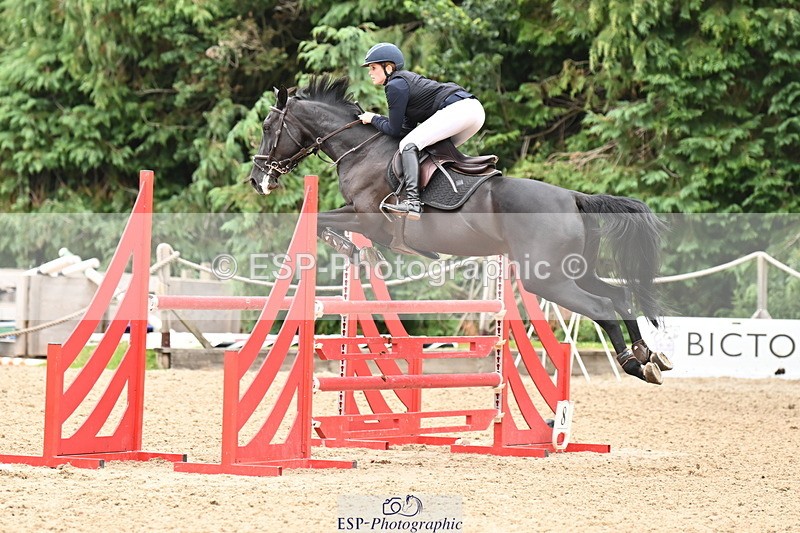 250706A-142416-19944 - Cls 49 Snr 1.10m Grand Prix