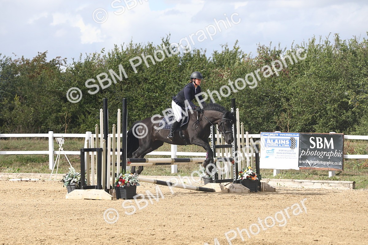 SBM_007933 - Class 10 - 80cm Champs