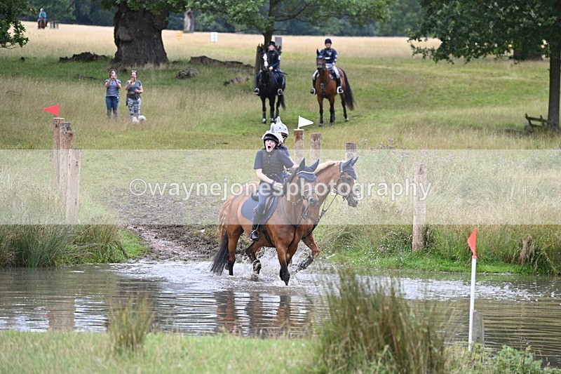 WJ7_2555 - Time at Water 11:37 to 12:13