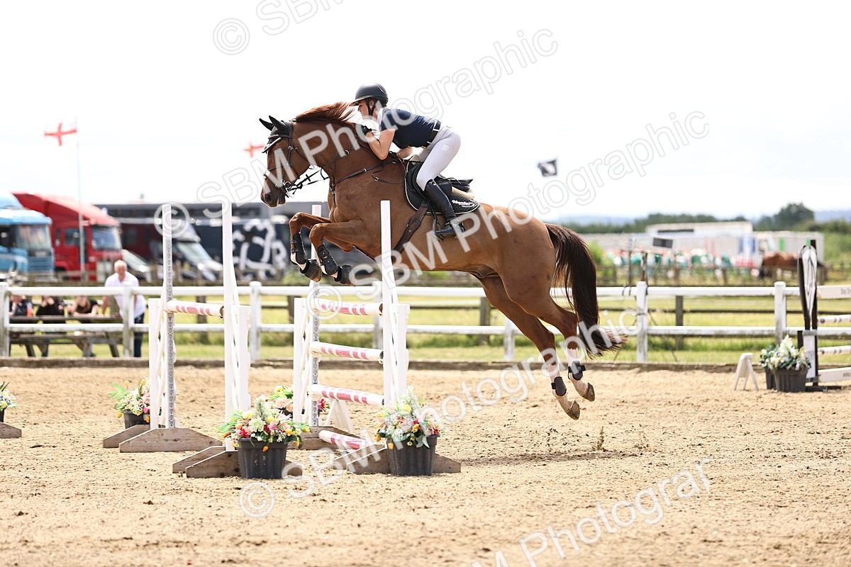 SBM_003527 - Class 22 - Senior Foxhunter 1.20m
