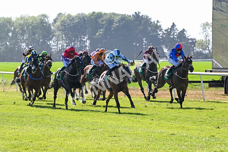 170525-Race 6-Darkness-8701 - Race 6