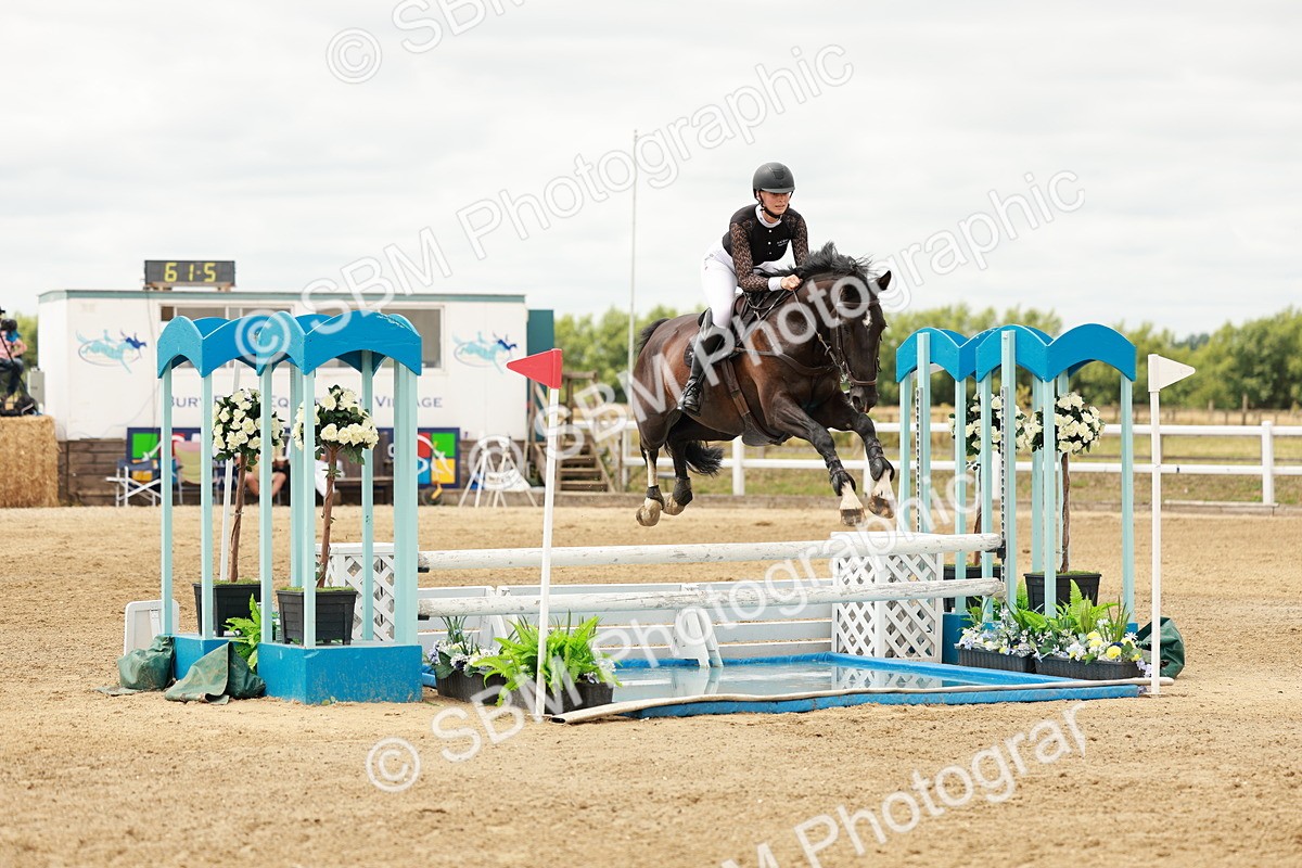 SBM_018262 - Class 21 - Senior Newcomers Championship 2d Rd