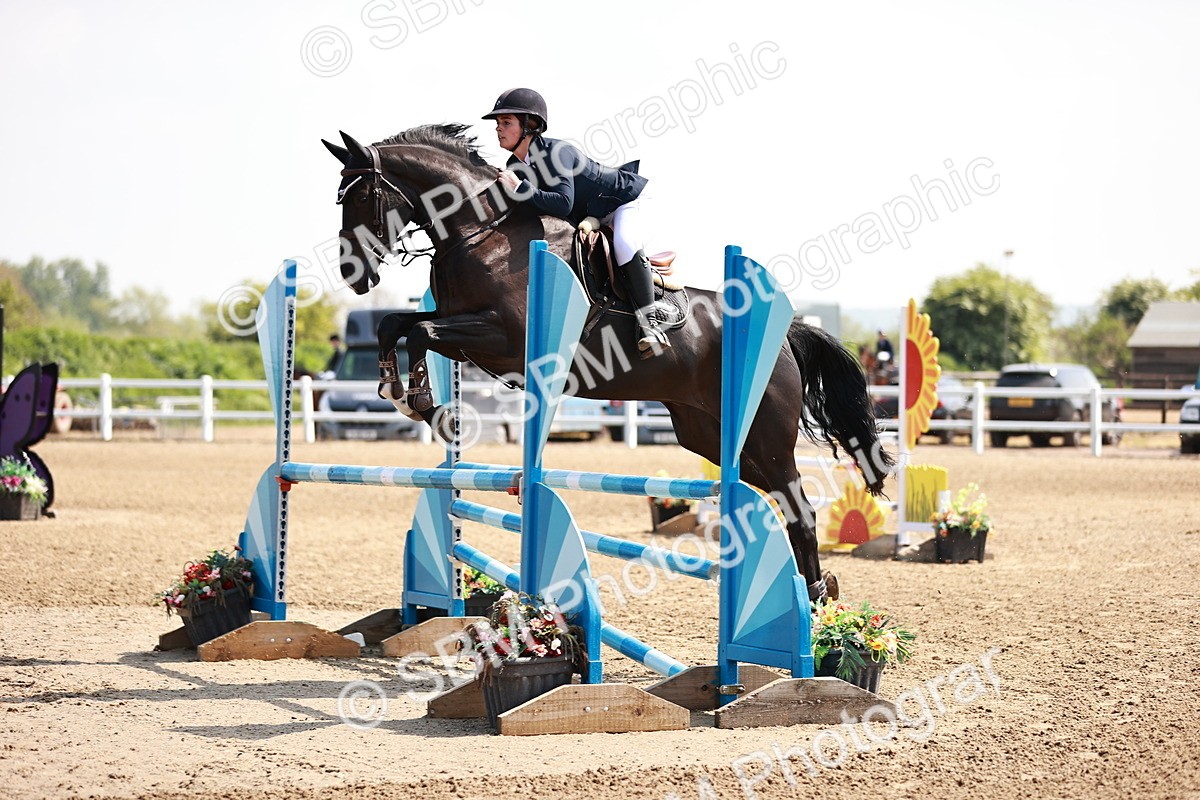  - Class 23 - Senior 1.05m