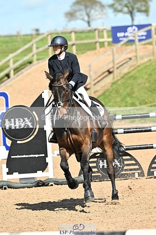 250416-150607-01606 - Cls 6 Foxhunter and 1.20m