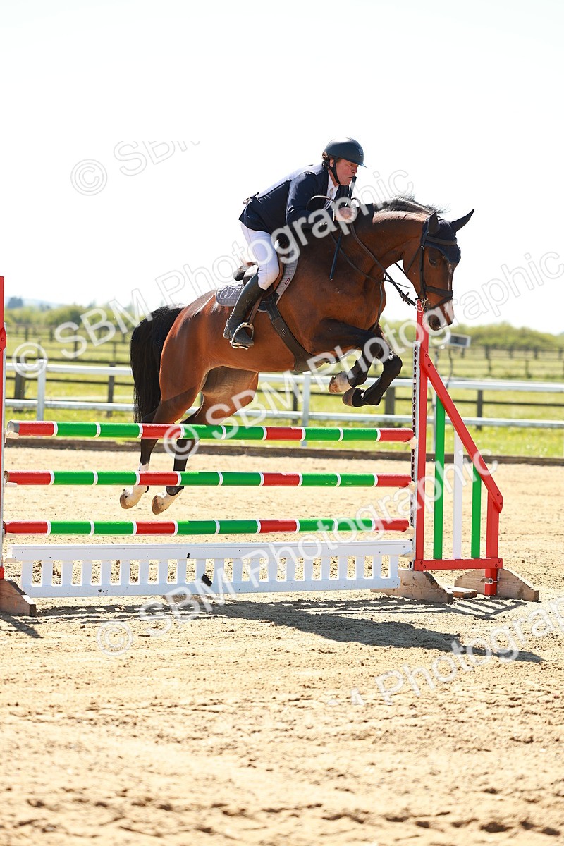 SBM_001067 - Class 4 - Senior Newcomers 1.10m