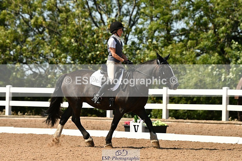 250817-145014-10295 - 220-Pauline.MalinsArdlea.Sweet.Beauty