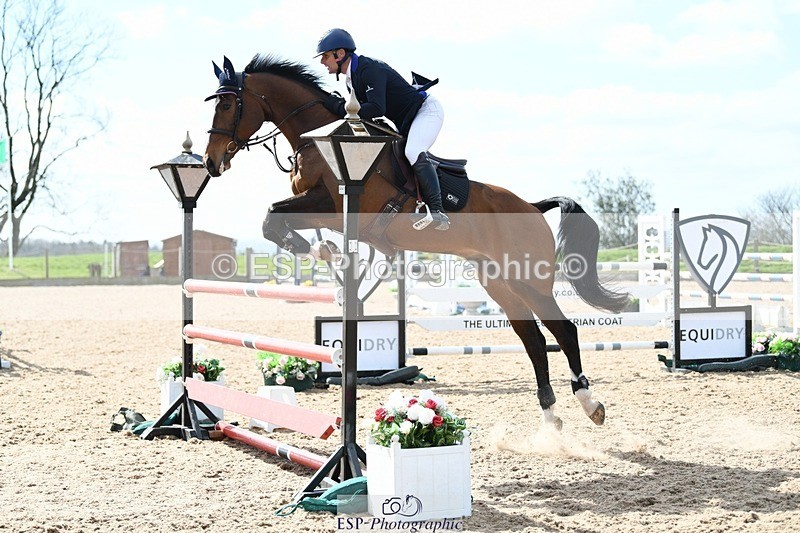 250328-130702-01139 - Cls 3 Snr Foxhunter