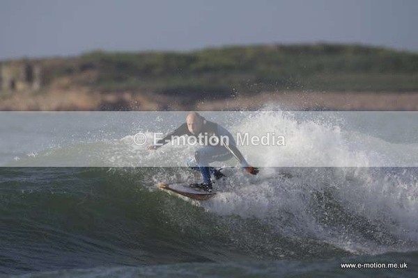 SU 080509 18 - Surf May 09