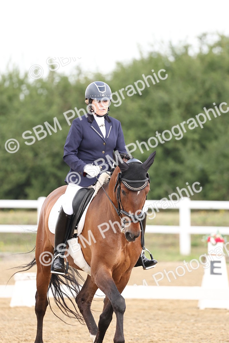 SBM_005770 - Class 6 - Novice 6 - 10.26-11.29