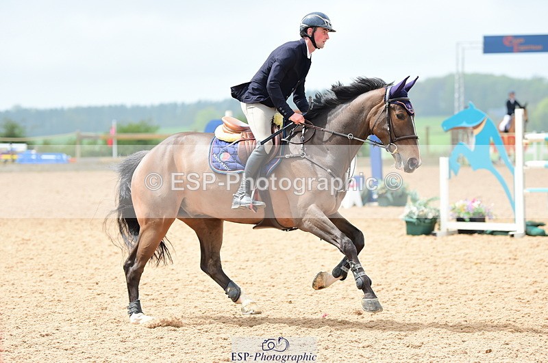 230505A-135700-04413 - Cls 22 Talent Seeker & 7 year old Quali