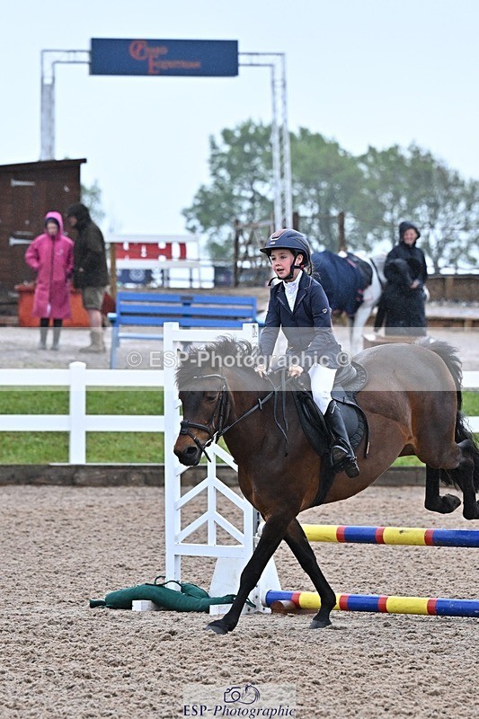 250527-153158-00043 - Clear Round and60cm