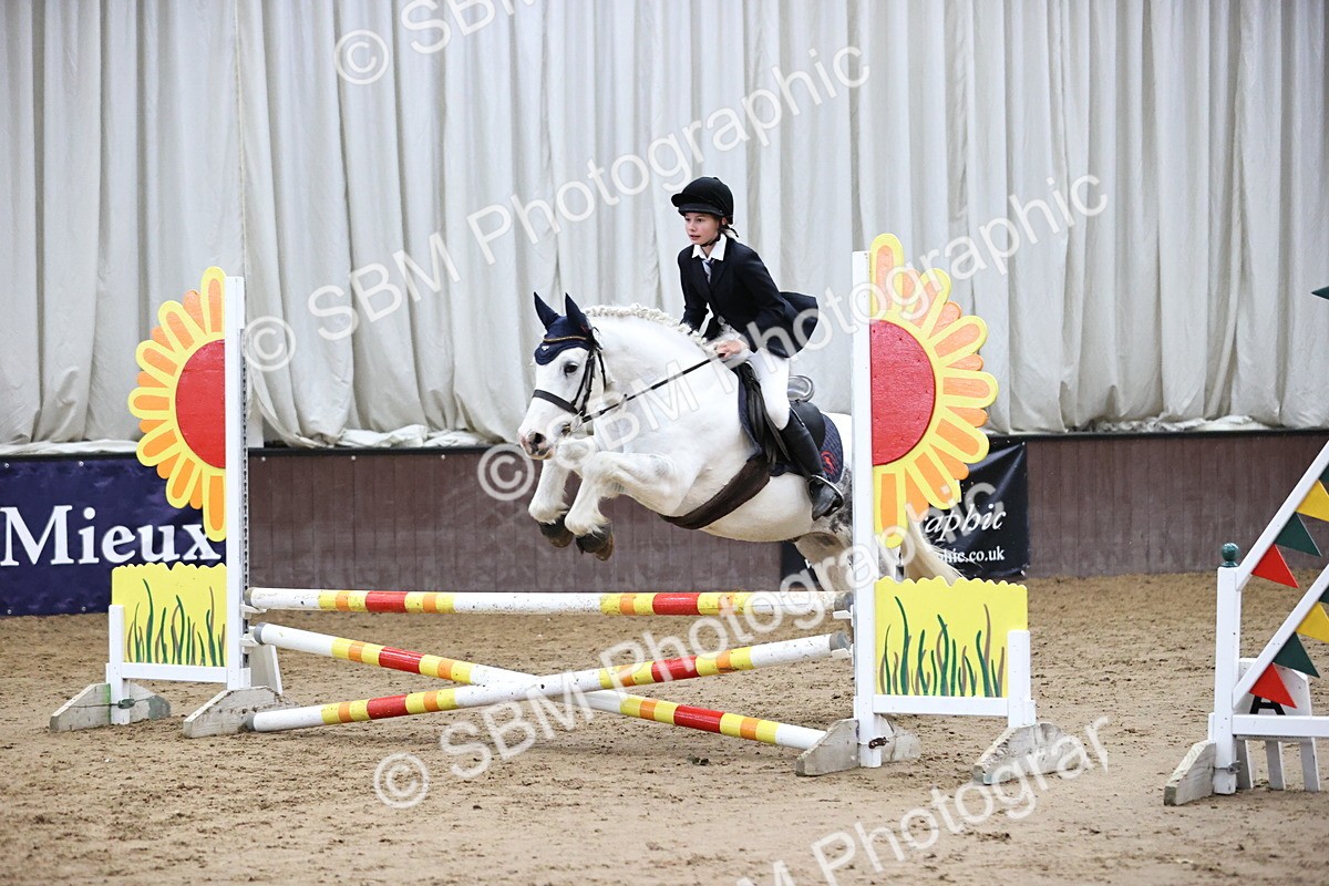 SBM_001409 - Class 5 - Henlow Veterinary Hospital 70cm