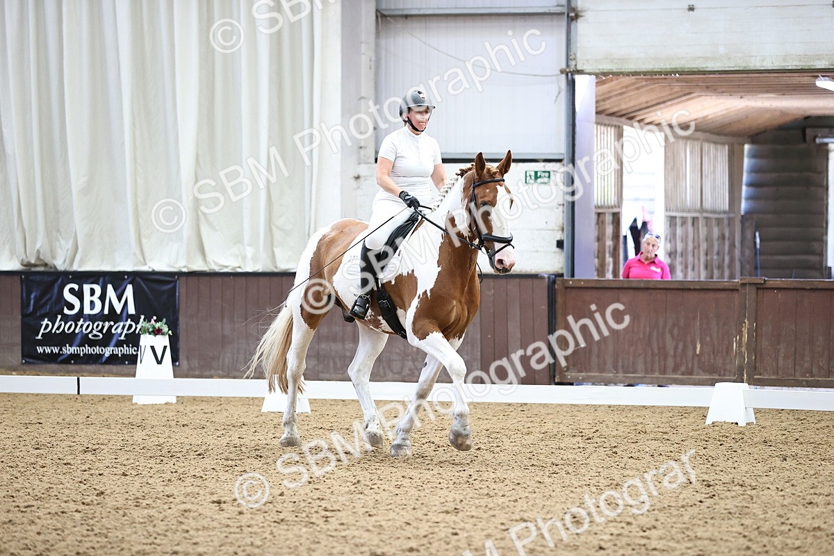 SBM_000938 - Novice 4 Warm Up