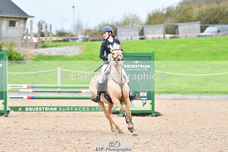 251026-142245-03320 - Cls 29-32 All 128cm 138cm Classes