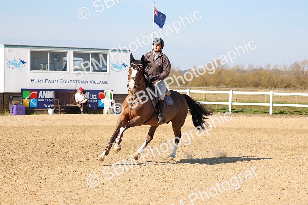 SBM_000354 - Class 1 - Clear Round