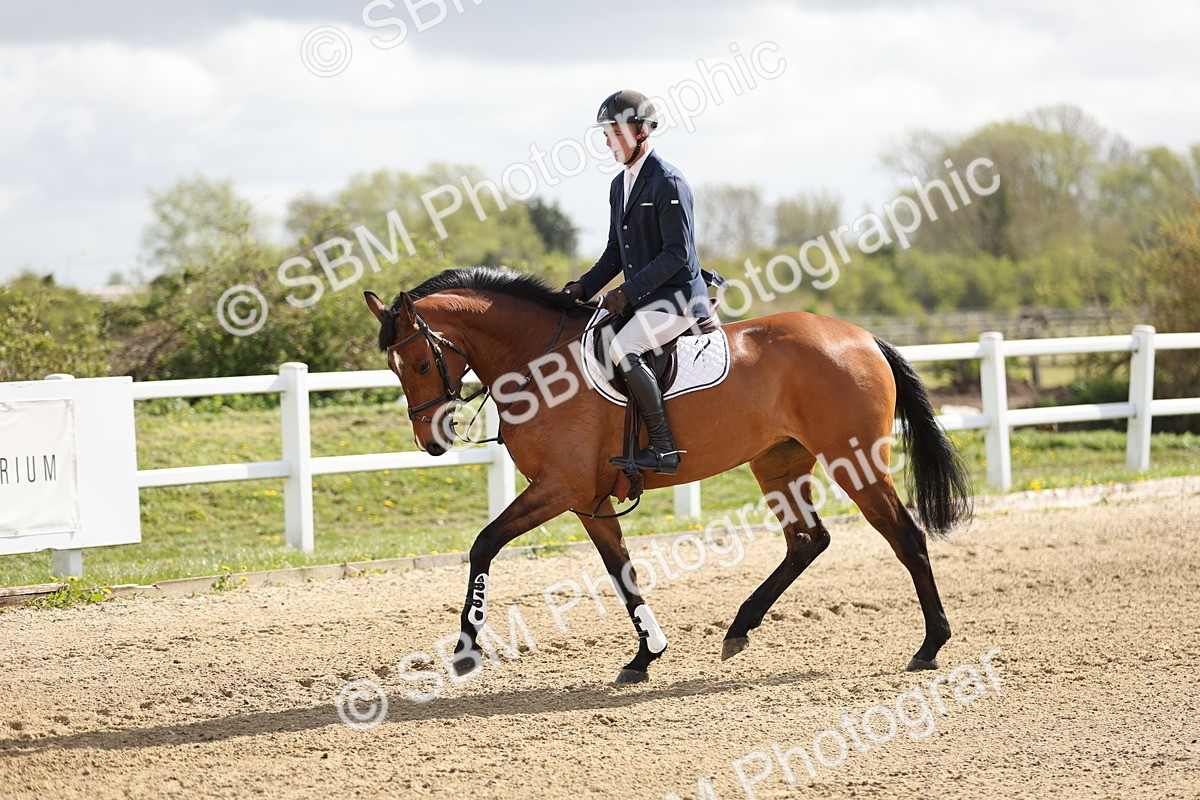 SBM_000141 - Class 1 - Clear Round