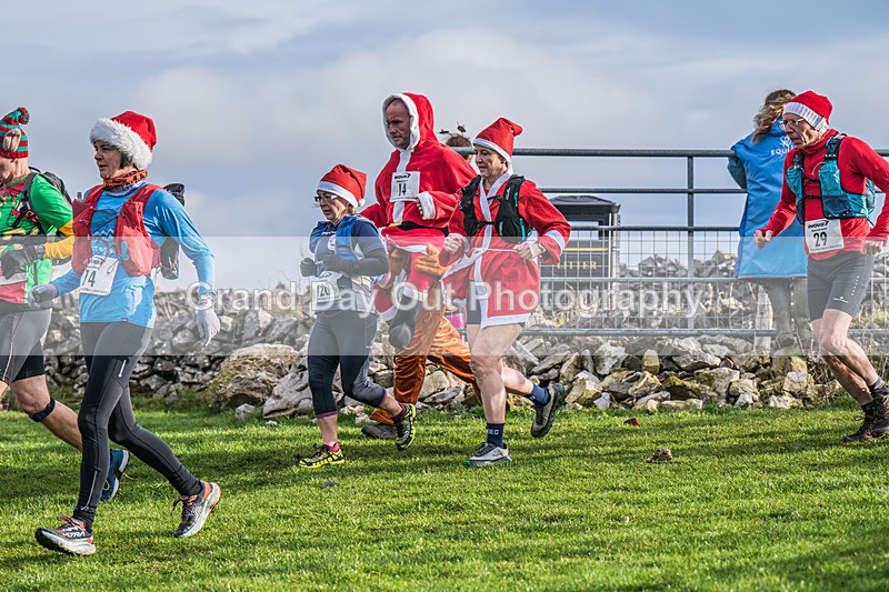Litton-214 - Litton Christmas Cracker Fell Race (Limestone Series) Sunday 14th December 2025