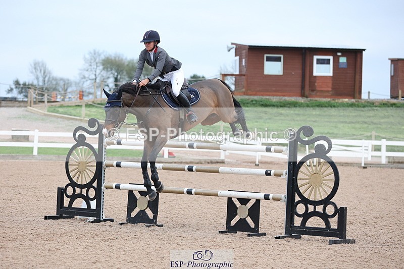 241101A-154156-03094 - FRI Cls 7 Blue Chip Grade B&C Jump Off