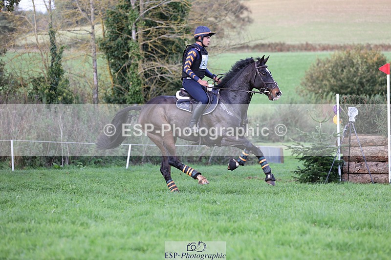 241025-153016-10594 - 226-Matteo.Gallucci-CASTLERICHMOND.WILLIAM