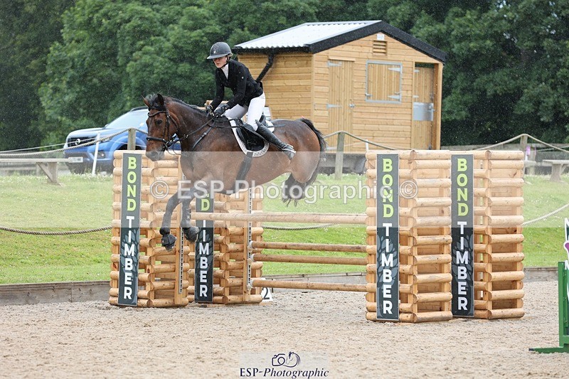 240615-132045-01634 - Cls 4 Snr Newcomers and 1.10m Open