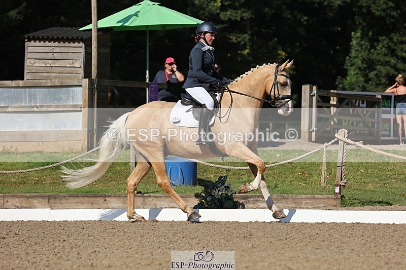 240719-091922-00097 - 307-Kate_Kerswell-Top_Gun_RB