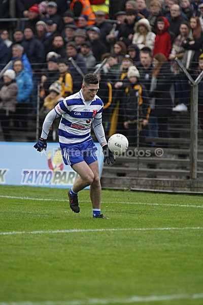 103 - Navan o Mahonys win football final 2015