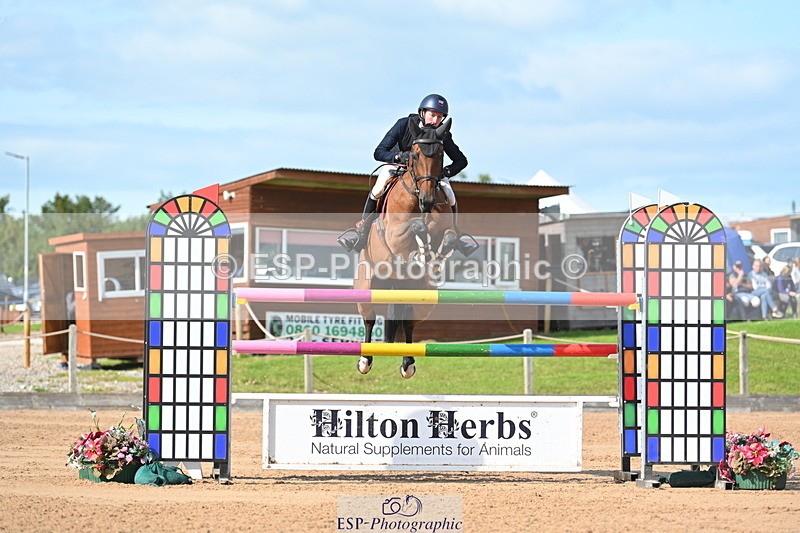 230721A-170406-07966 - Cls 10, 2 Star Big 1.45m Break to End