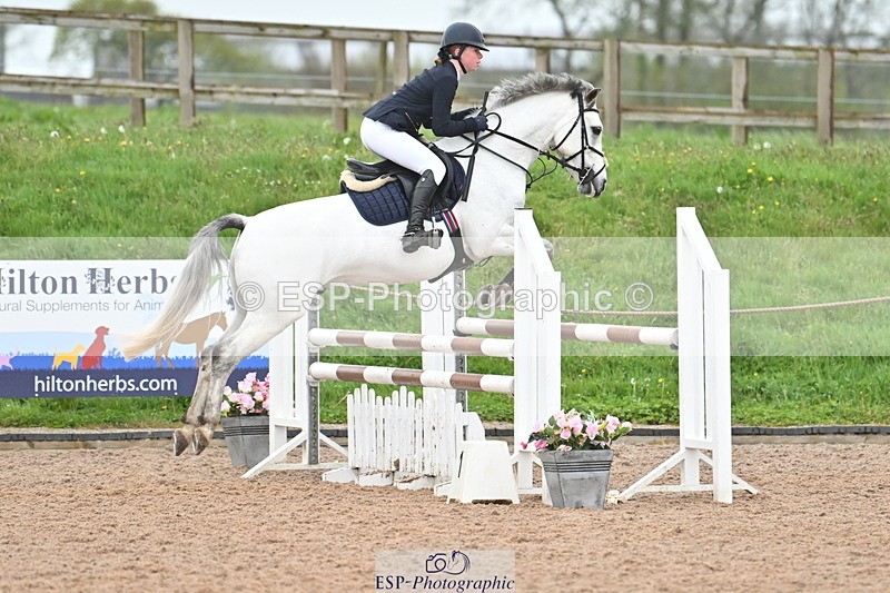 240505A-124156-05156 - Cls 4 Blue Chip Pony Newcomers & 1m Open