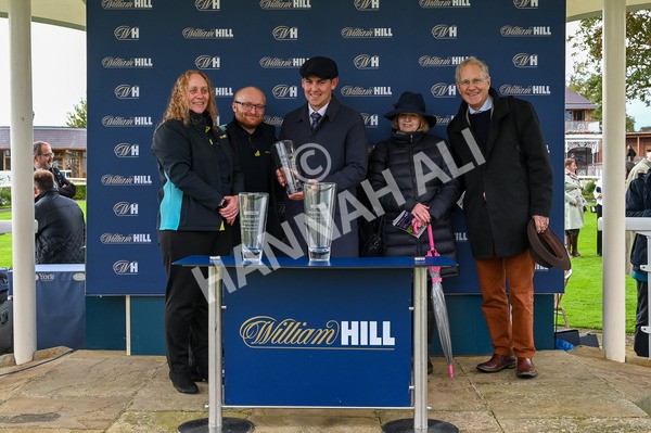 131023-Race 2-Lordship-7733 - Race 2 2.40pm William Hill Finale Handicap