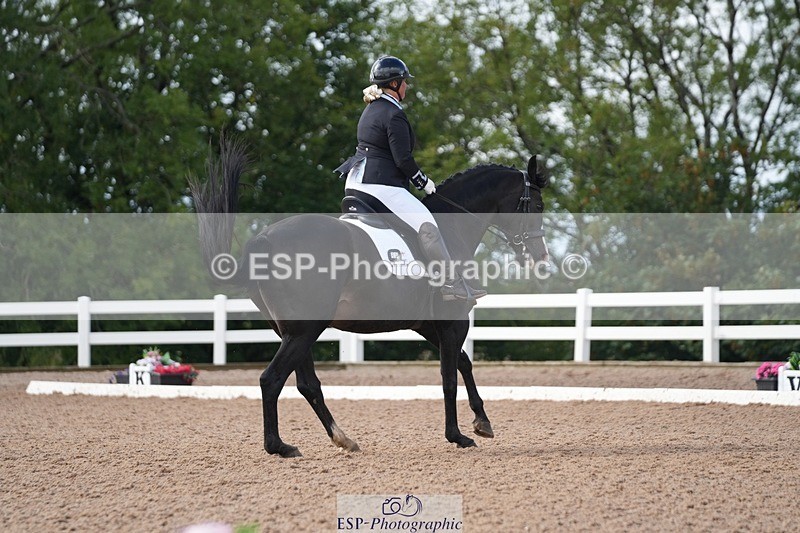 250907-155610-09700 - 057-Joanna.JohnsRockoko