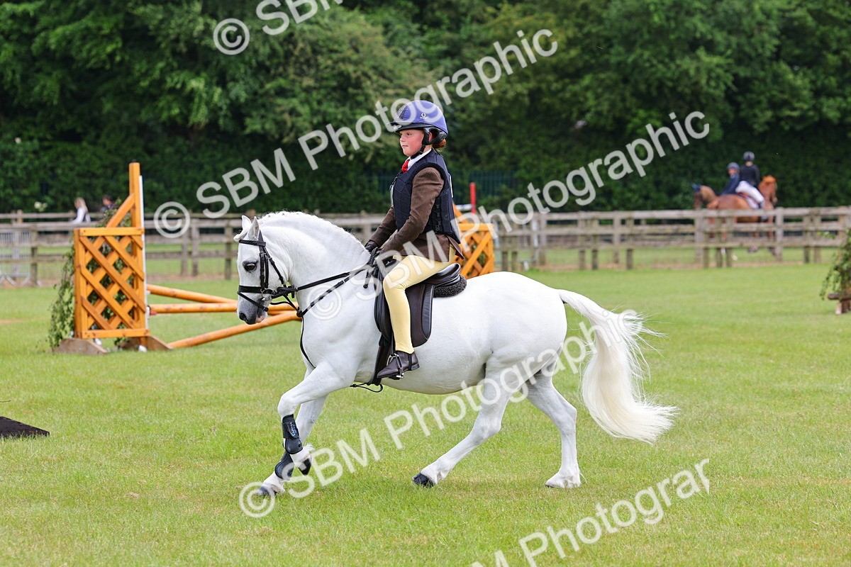 SBM_09497 - Class 44-45 - LIHS BSPS Open Nursery and Cradle Stakes