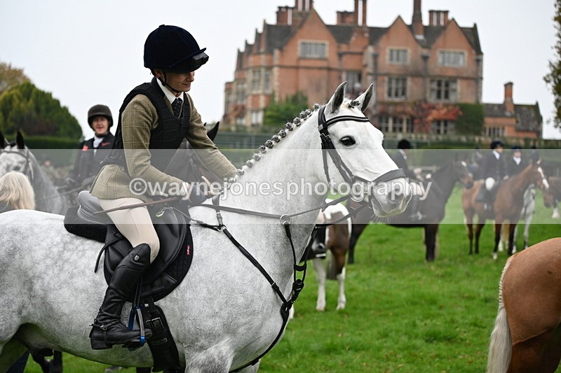 WJ6_6037 - The Meet