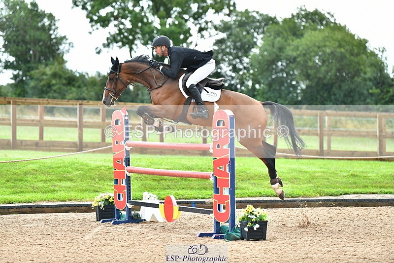 230723A-095830-10725 - Cls 4, 2 Star Small 1.30m