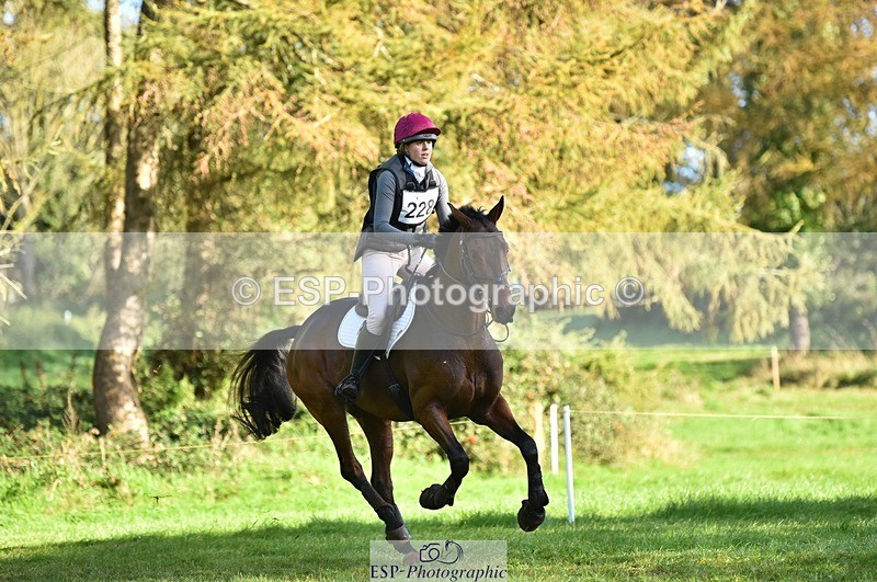 231022-103822-25368 - 228-CHEVALIAN.DUCATI-Hannah.Hobhouse-XC