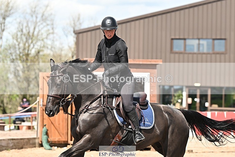 250416-131219-00960 - Cls 4 Newcomers and 1.10m