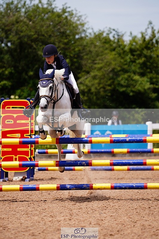 240629A-124518-05434 - Cls 18 Newcomers and 1m Open