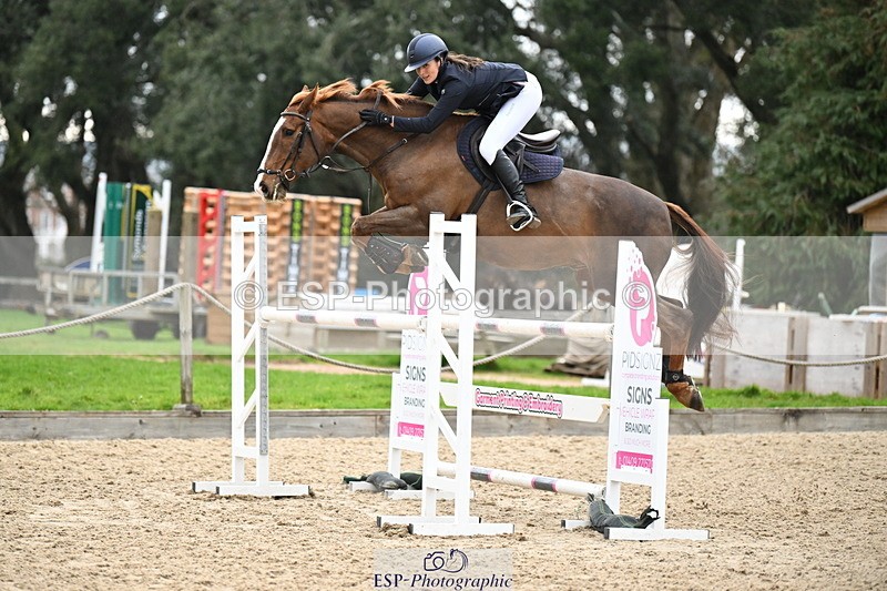 250323A-153609-05056 - Cls 25 Snr Fox & 1.20m Open