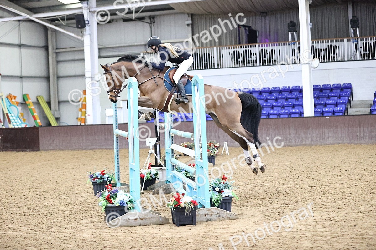 SBM_006513_Class 17 - Senior Foxhunter - 120m - Cart - Cassandra