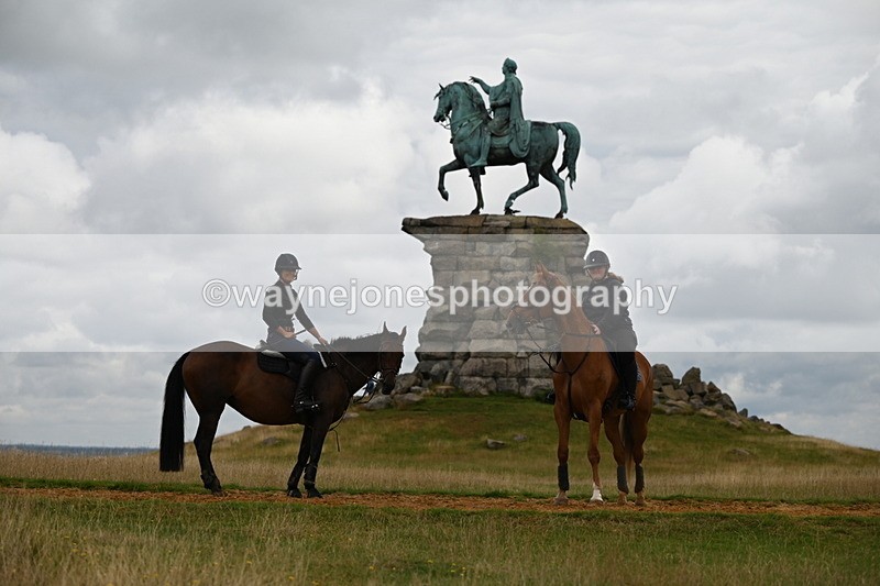 DSC_4247 - Time at Statue 09:50 to 11:09