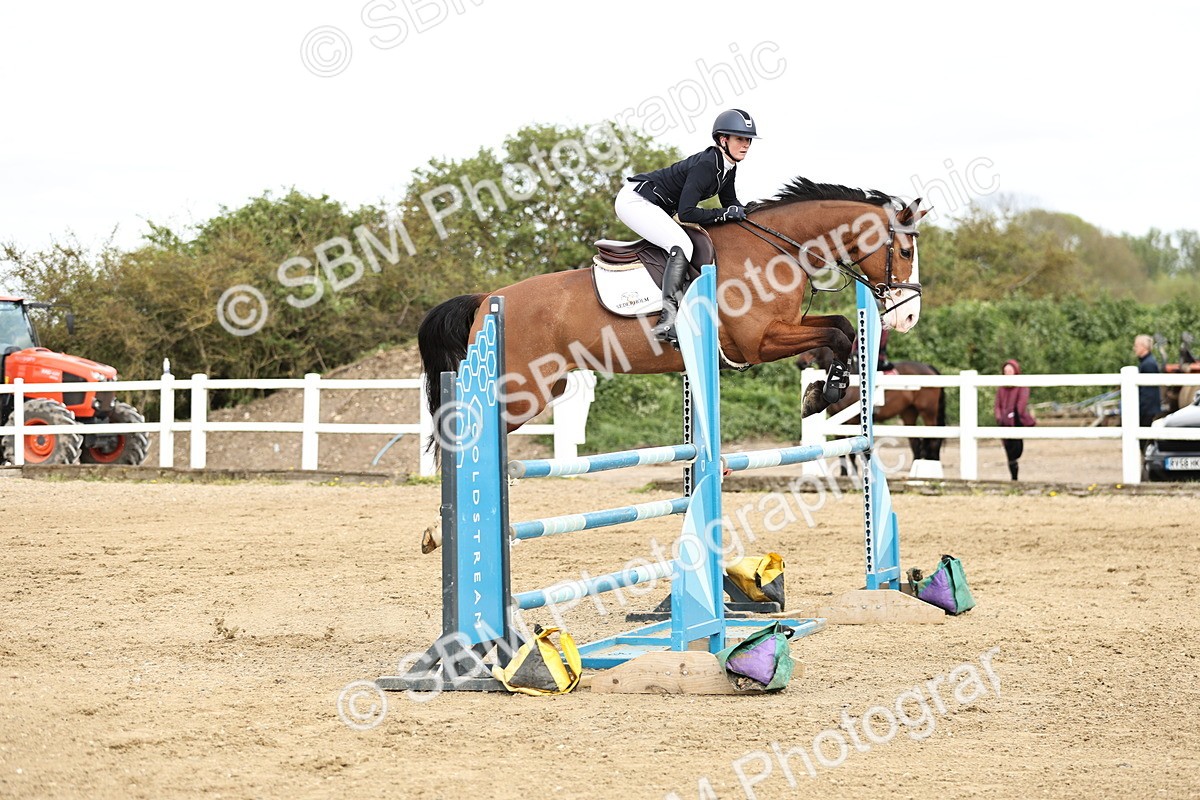SBM_001335 - Class 4 - Senior Newcomers - 1.10m