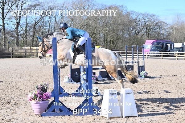 BPP_3434 - CLASS 4 Senior British Novice/ 90cm Open