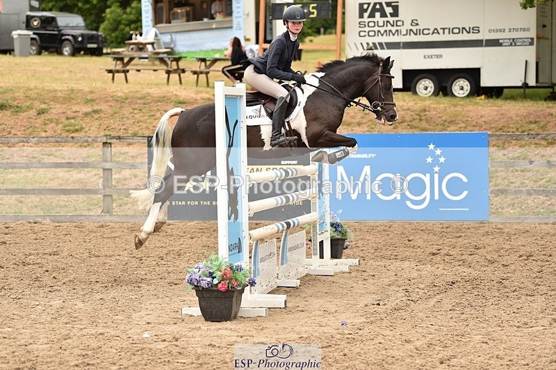 230618-143550-12941 - Cls 25 Pony Foxhunter & 1.10m Open