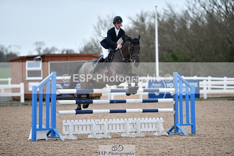 240124A-143044-00860 - Cls 5 Foxhunter & 1.20m Open