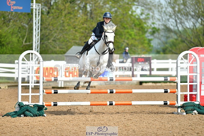 230514A-101451-02201 - Cls 22 Pony Discovery & 90cm Open