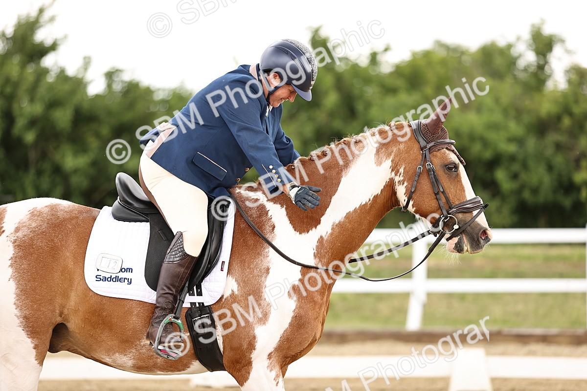 SBM_001961 - Class 2 - Novice 4 - 10.36-11.39